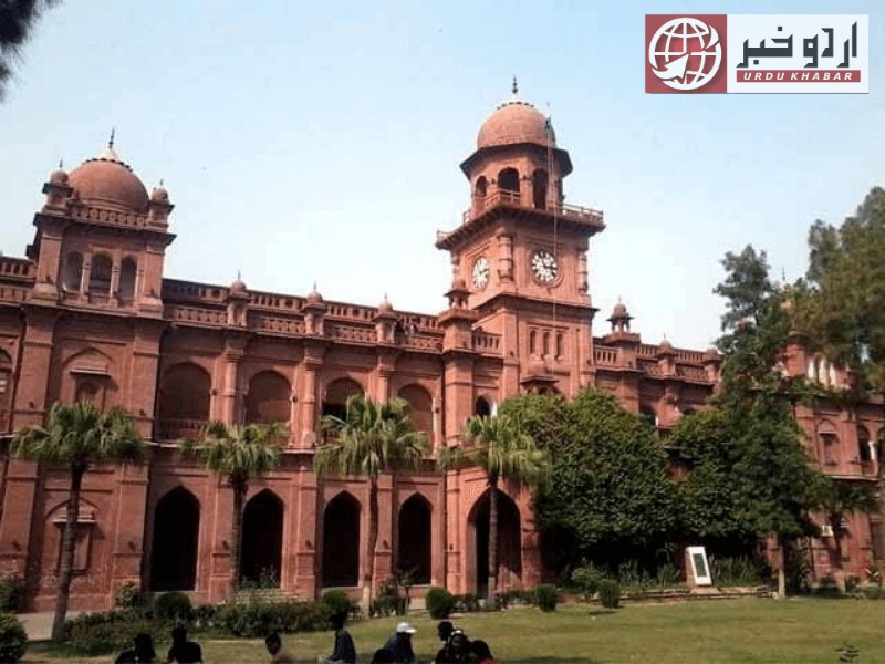 پنجاب: قرآن پاک ترجمے کے ساتھ پڑھے بغیر ڈگری نہیں ملے گی