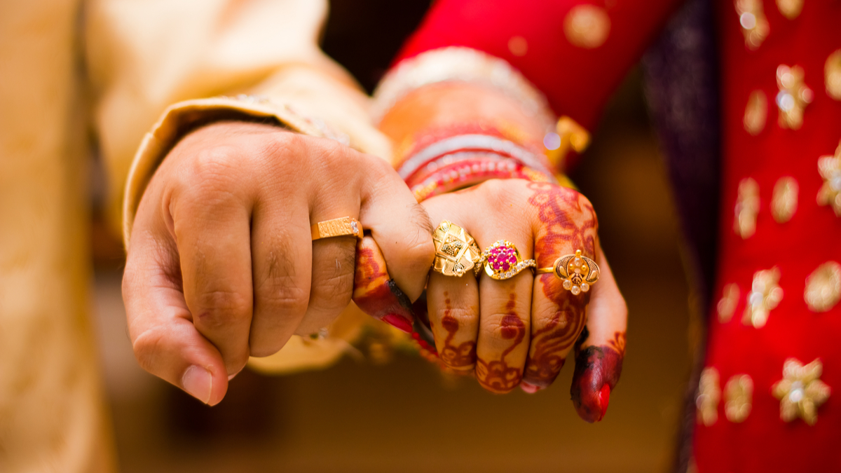 سندھ اسمبلی میں اٹھارہ سال سے زائد عمر افراد کی “لازمی شادی” کرنے کا بل پیش