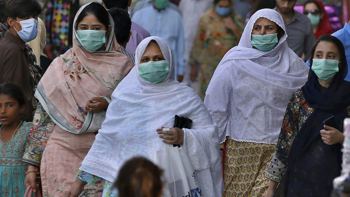 پاکستان میں کورونا مثبت شرح مسلسل چھٹے دن دس فیصد سے تجاوز کر گئی