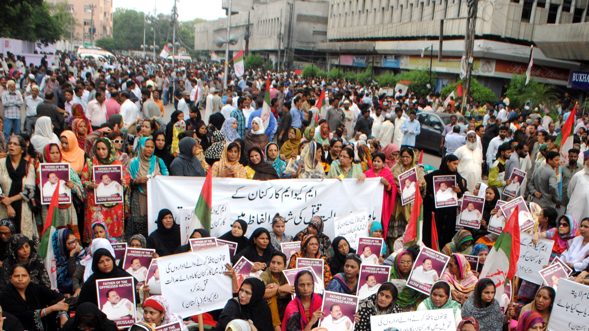 کراچی‌ ‌ایم‌ ‌کیو‌ ‌ایم‌ ‌احتجاج:‌ ‌کن‌ ‌نامعلوم‌ ‌افراد‌ ‌نے‌ ‌شہر‌ ‌بند‌ ‌کروایا؟‌ ‌
