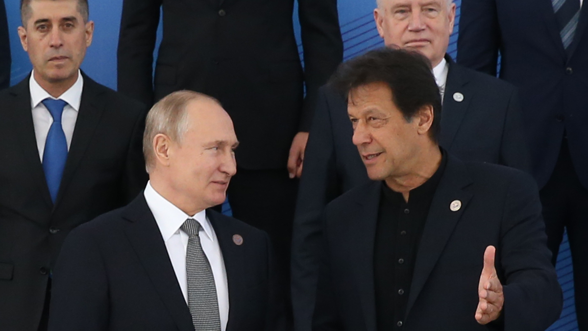 دورہ روس: وزیر اعظم عمران خان کس کس سے ملاقات کریں گے؟￼