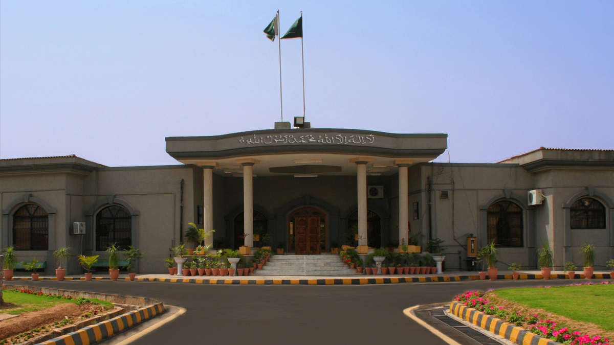 اسلام آباد ہائیکورٹ نے اٹارنی جنرل سے صدر کے اختیارات پر وضاحت طلب کر لی￼