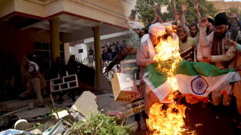 توہین رسالت: بھارت نے احتجاج کرنے والوں کے گھر مسمار کر دئیے