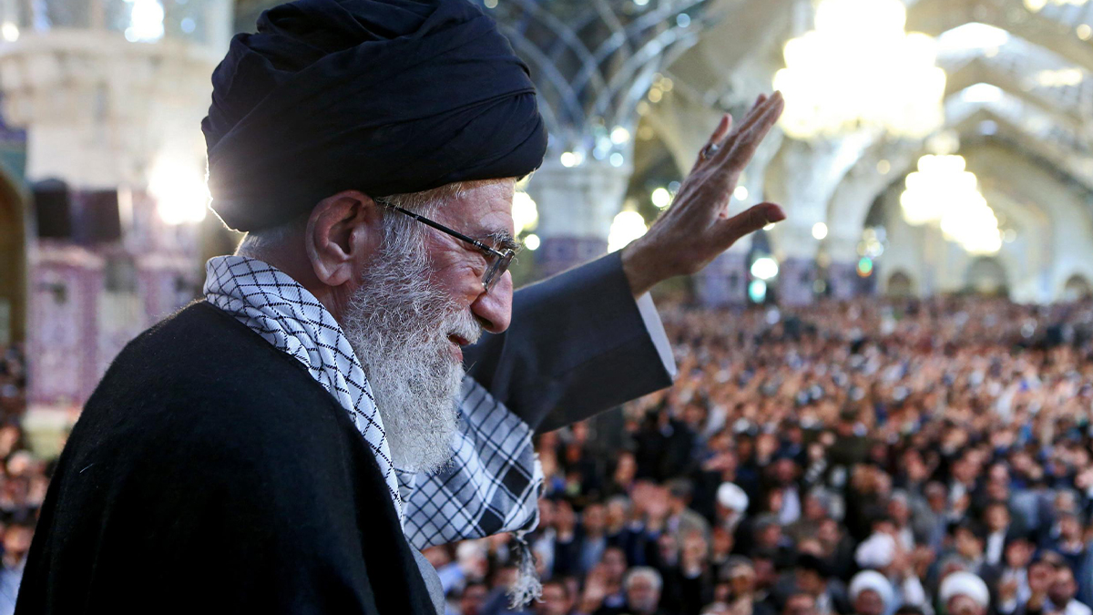 کیا واقعی ایران میں آیت اللہ خمینی کا گھر نذر آتش ہوا ہے؟