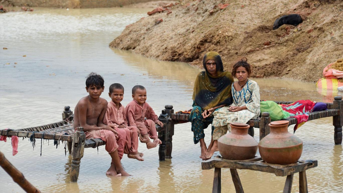عالمی بینک نے پاکستان سیلاب زدگان کے لئے 1.6 بلین ڈالر منظور کر لئے
