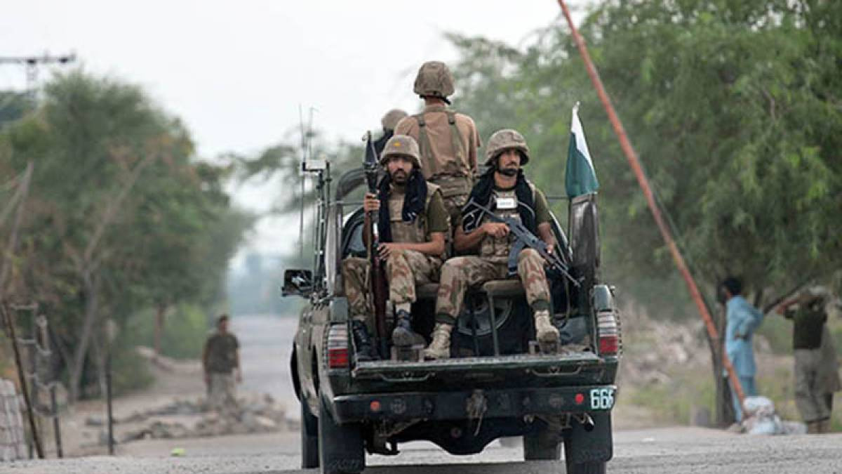 بلوچستان آئی بی اوز میں چھ فوجی شہید