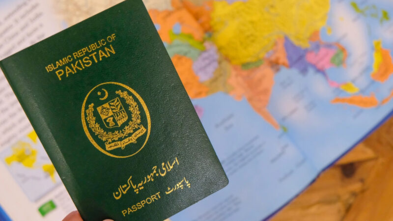 پاکستانی بغیر ویزے کے جا سکتے