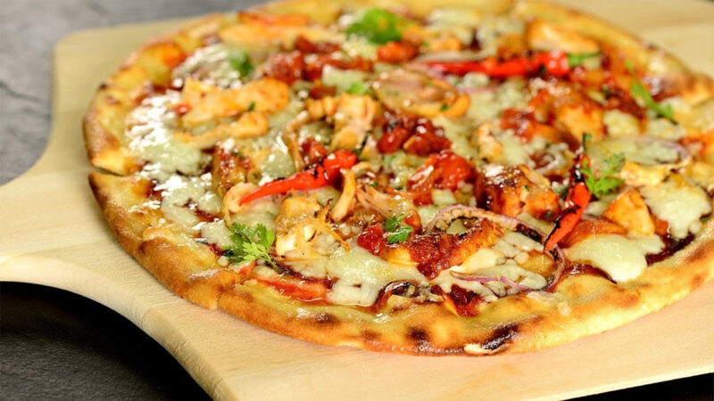 کراچی میں بہترین پیزا شاپ کون سی  ہیں؟