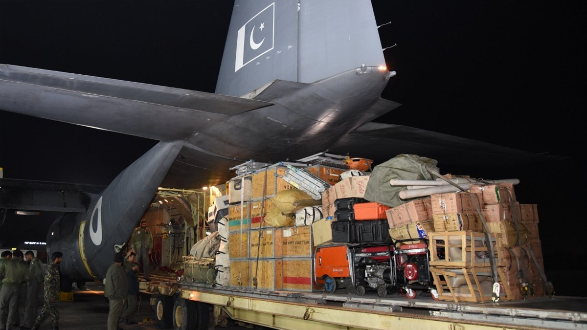 پاکستان ریسکیو ٹیم نے ترکیہ میں امدادی کاروائیاں شروع کر دیں