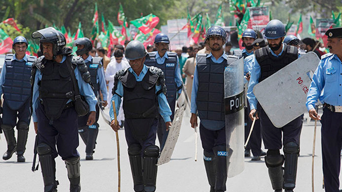 اسلام آباد پولیس نے دفعہ 144 کی خلاف ورزی کرنے سے پی ٹی آئی کارکنوں کو  خبردار کر دیا
