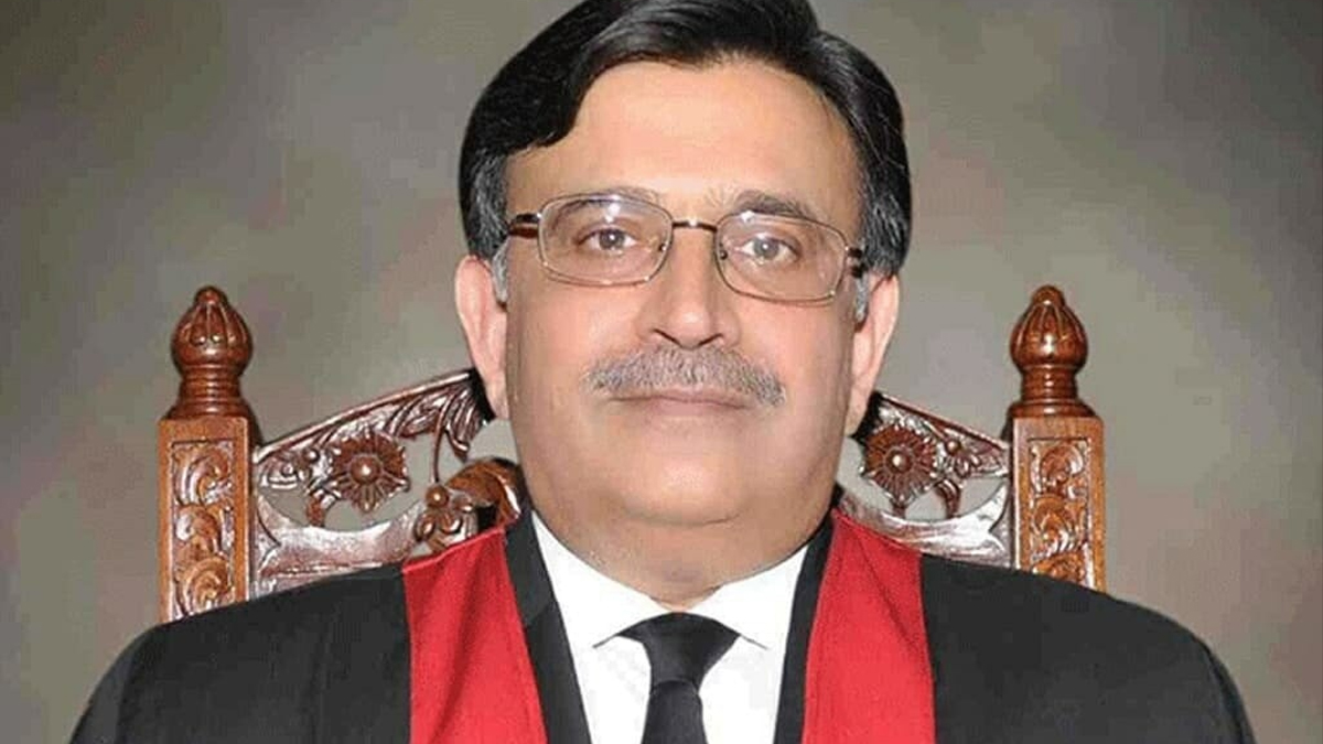  پی ٹی آئی،حکومت کے مذاکرات ناکام ہوئے تو آئین کا استعمال کریں گے، چیف جسٹس  ￼