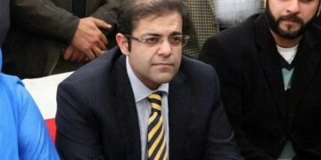 ایف آئی اے منی لانڈرنگ کیس میں سلیمان شہباز سمیت دیگر کو بری کر دیا گیا