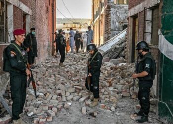 ایف آئی اے نے کراچی ایئرپورٹ پر مطلوب ‘ٹی ٹی پی دہشت گرد’ کو گرفتار کرلیا