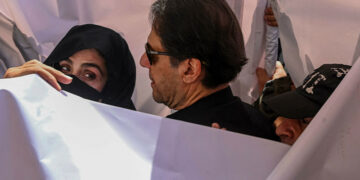 imran khan bushra bibi 1