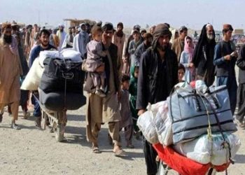 عنوان: پاکستان کا جرات مندانہ اقدام: روزانہ دس ہزار غیر قانونی تارکین وطن کو ملک بدر کرنا
