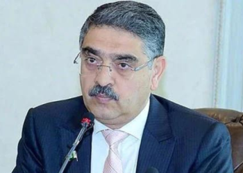 نگراں وزیر اعظم انوار الحق کاکڑ نے پولیو کے خلاف فوری کارروائی پر زور دیا، مربوط پروگراموں اور بین الاقوامی تعاون پر زور دیا