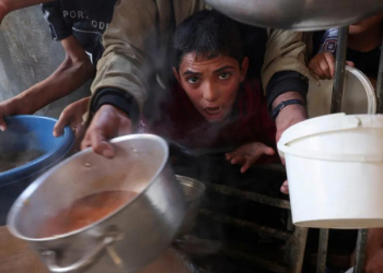غزہ کے بچے بے گھر ہونے کے درمیان بھوک کی تکلیف کا شکار ہیں'