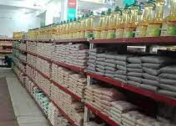 یوٹیلیٹی سٹورز پر اشیائے ضروریہ کی قیمتیں زیادہ ہیں۔