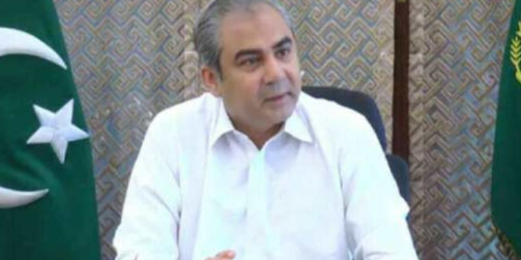 وزیراعلیٰ پنجاب نے سموگ سے نمٹنے کے لیے لاہور میں صفائی مہم کا آغاز کیا