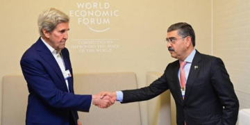 پاکستان اور لبنان کے وزرائے اعظم نے ورلڈ اکنامک فورم کے درمیان ڈیووس میں دوطرفہ تعلقات کو مضبوط کیا