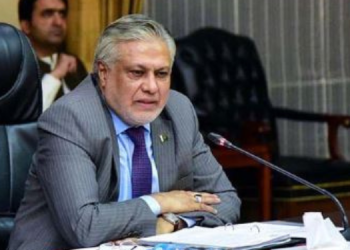 سینیٹ انتخابات میں اسحاق ڈار اسلام آباد ٹیکنوکریٹ کی نشست کے لیے نامزد