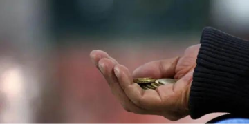 دبئی پولیس نے جادوگرنی کا استعمال کرتے ہوئے بھکاری کو پکڑا چونکا دینے والے انکشافات