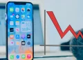 ایپل کمپنی کی سیلز میں خوفناک حد تک کمی، کیا وجہ بنی؟
