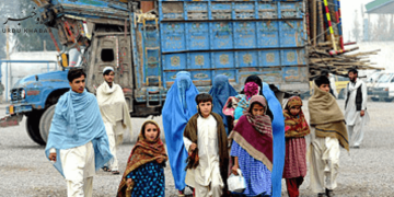 پاکستان کا افغان مہاجرین کے رجسٹریشن کارڈز کی میعاد میں توسیع کا اعلا