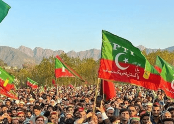 پی ٹی آئی کا دو ائیر بیسز امریکہ کے حوالے کرنے کی خبروں متعلق حکومت سے فوری وضاحت کا مطالبہ
