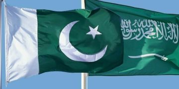 سعودی عرب نے پاکستانی مسافروں کے لیے سیاحتی ویزا کی شرائط میں نرمی کر دی