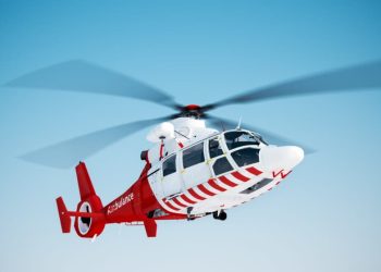 پاکستان میں پہلے مریض کی ائیر ایمبولینس سروس کے زریعے کامیاب منتقلی