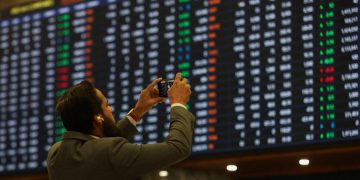 پاکستان اسٹاک ایکسچینج نے ندیم نقوی کو عارضی سی ای او مقرر کر دیا