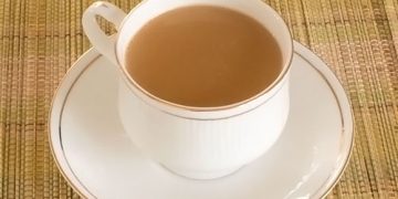 کیا کھانے کے بعد چائے پینا نقصان دہ ہے؟