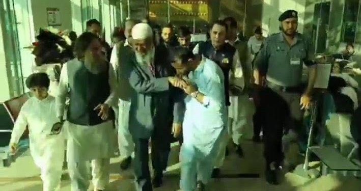 معروف اسلامی سکالر ڈاکٹر ذاکر نائیک پاکستان پہنچ گئے