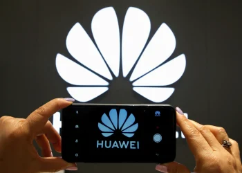 ہواوے نے آئی فون 16 کے مقابلے کی تیاری کر لی