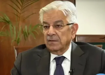 خواجہ آصف نے علی امین گنڈاپور کو دوغلا شخص قرار دے دی