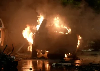 کراچی دھماکے سے ہلاک شدہ افراد کی تعداد میں اضافہ (2)