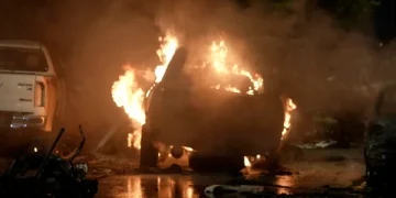 کراچی دھماکے سے ہلاک شدہ افراد کی تعداد میں اضافہ (2)