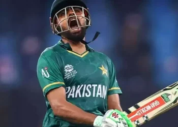 بابراعظم نے آسٹریلیا کے خلاف ٹی ٹونٹی میں دو اہم ریکارڈز بنا لئے