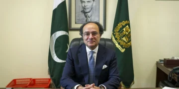 حکومت مالی استحکام کے حصول کے لیے تمام ممکنہ اقدامات کر رہی ہے وزیر خزانہ