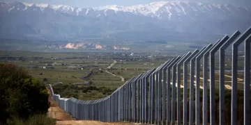 شامی لبنانی سرحد پار کرنے والوں میں 350 پاکستانی شہری شامل