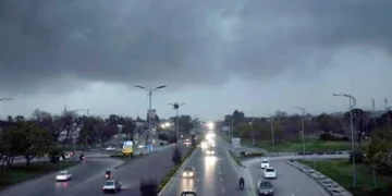 لاہور میں درجہ حرارت 5 ڈگری سینٹی گریڈ تک پہنچ گیا