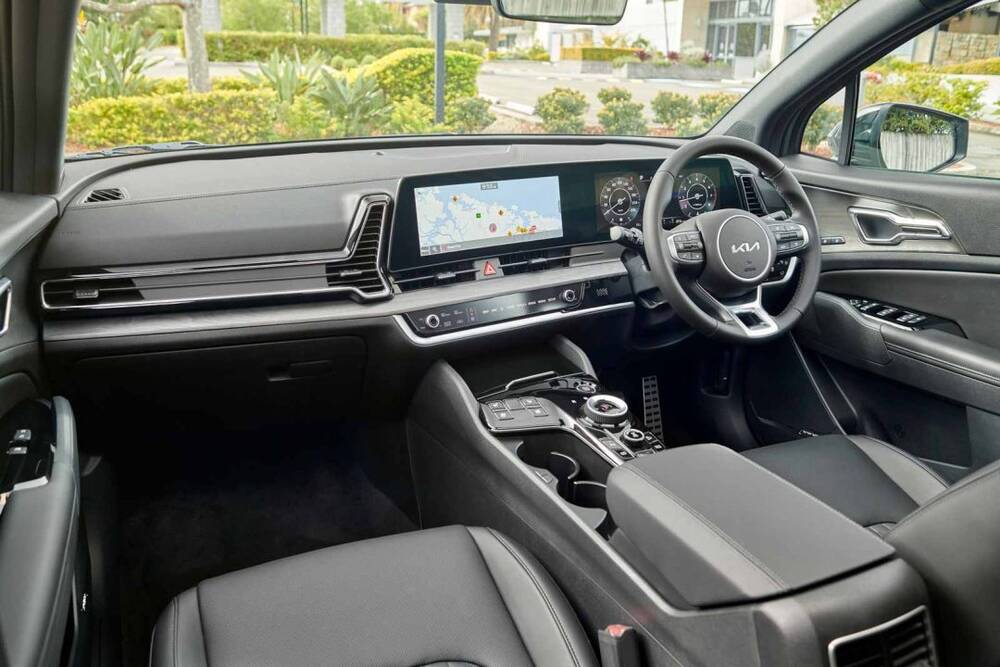 2022 kia sportage interior 1