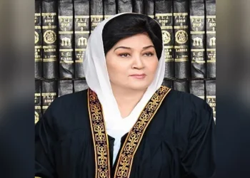 جسٹس مسرت ہلالی پشاور ہائی کورٹ کی تاریخ ساز خاتون چیف جسٹس