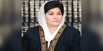 جسٹس مسرت ہلالی پشاور ہائی کورٹ کی تاریخ ساز خاتون چیف جسٹس