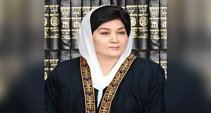 جسٹس مسرت ہلالی پشاور ہائی کورٹ کی تاریخ ساز خاتون چیف جسٹس