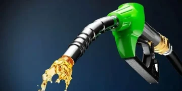 حکومت کا آج رات پیٹرول اور ڈیزل کی قیمتوں میں اضافے کا امکان