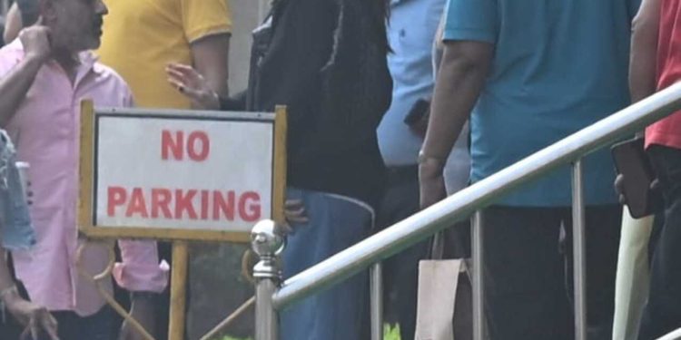 سیف علی خان پر حملہ