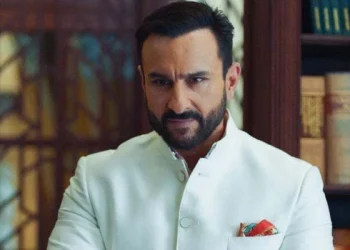 سیف علی خان پر چاقو حملہ بالی ووڈ اسٹار کی گھر واپسی