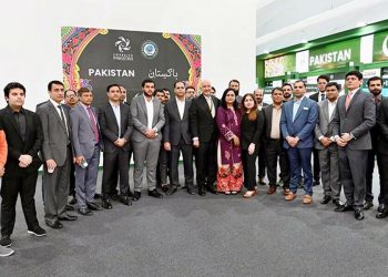 عرب ہیلتھ 2025 پاکستان پویلین کا افتتاح